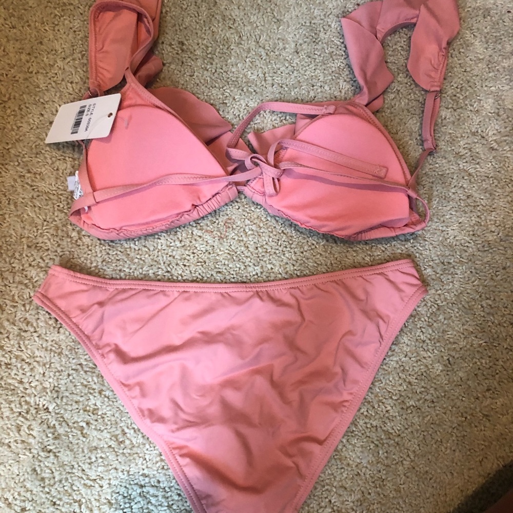 Ruffle bikini - Picture 2 of 3